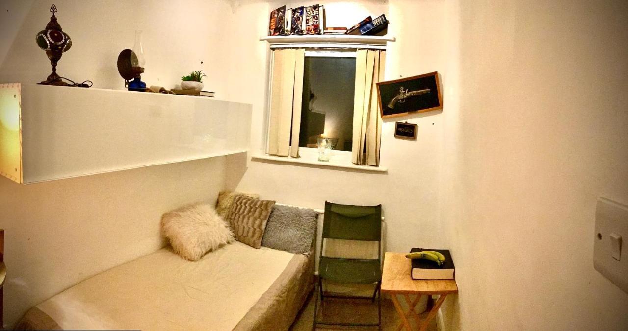Hendon Homestay Exterior photo